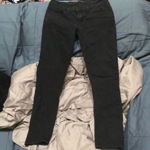 Black Levis 524 Skinny Jeans
